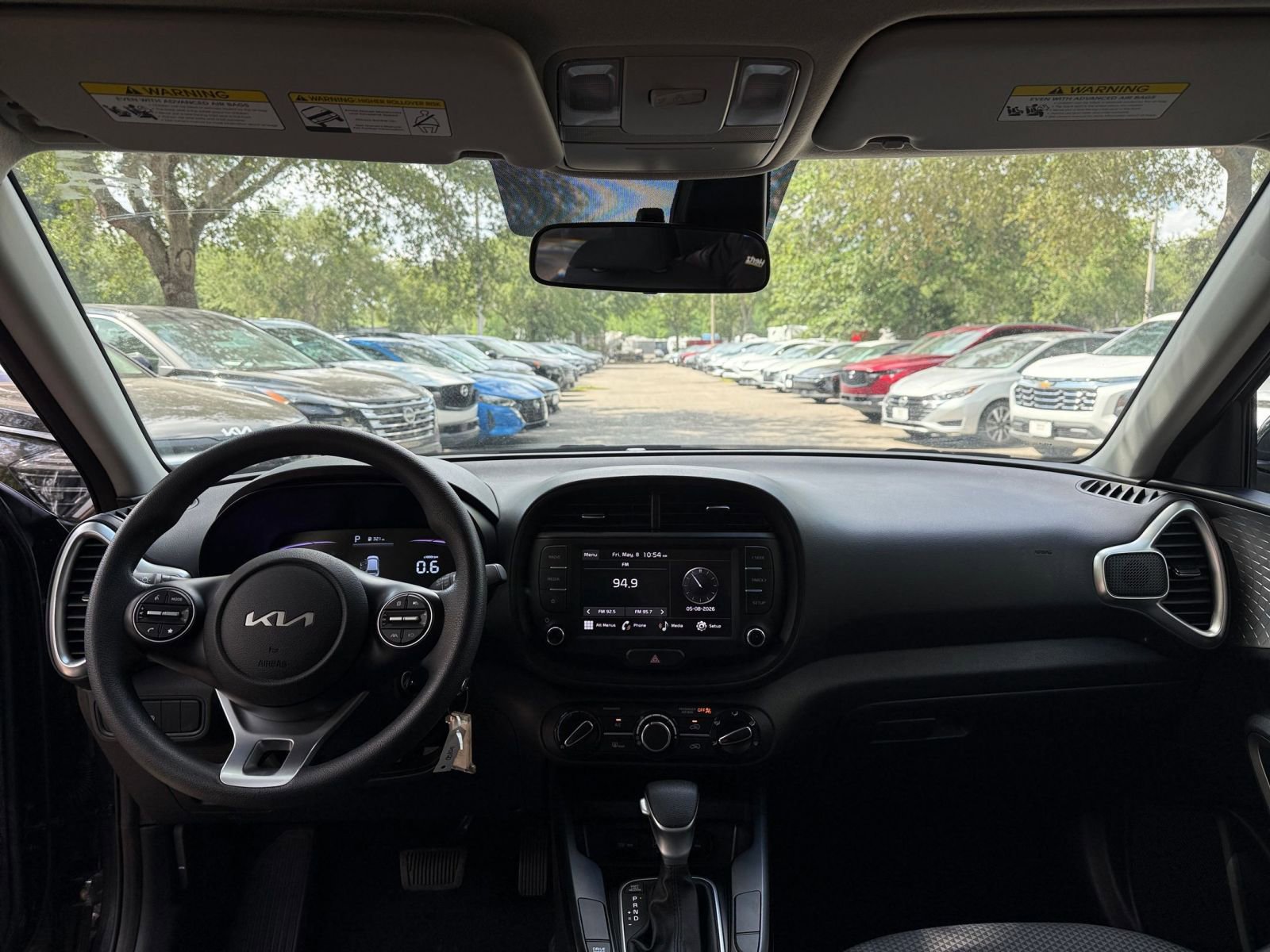 Used 2025 Kia Soul LX w/ LX Technology Package FWD image 30