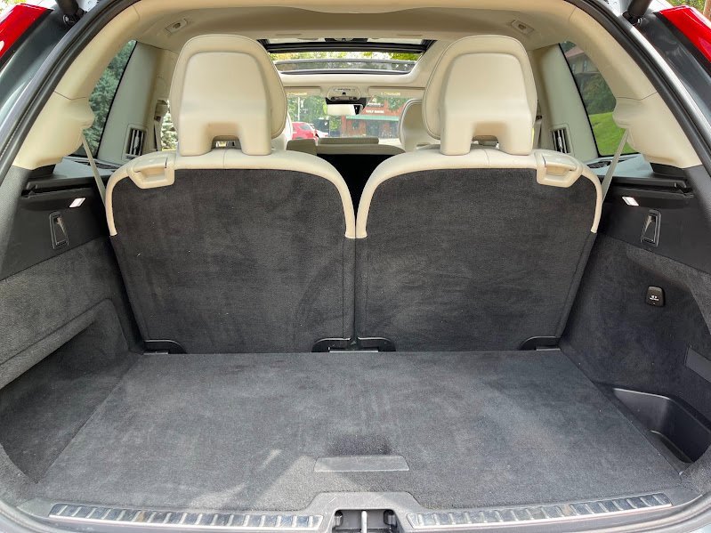 Used 2019 Volvo XC90 T6 Momentum w/ Protection Package Premier image 52