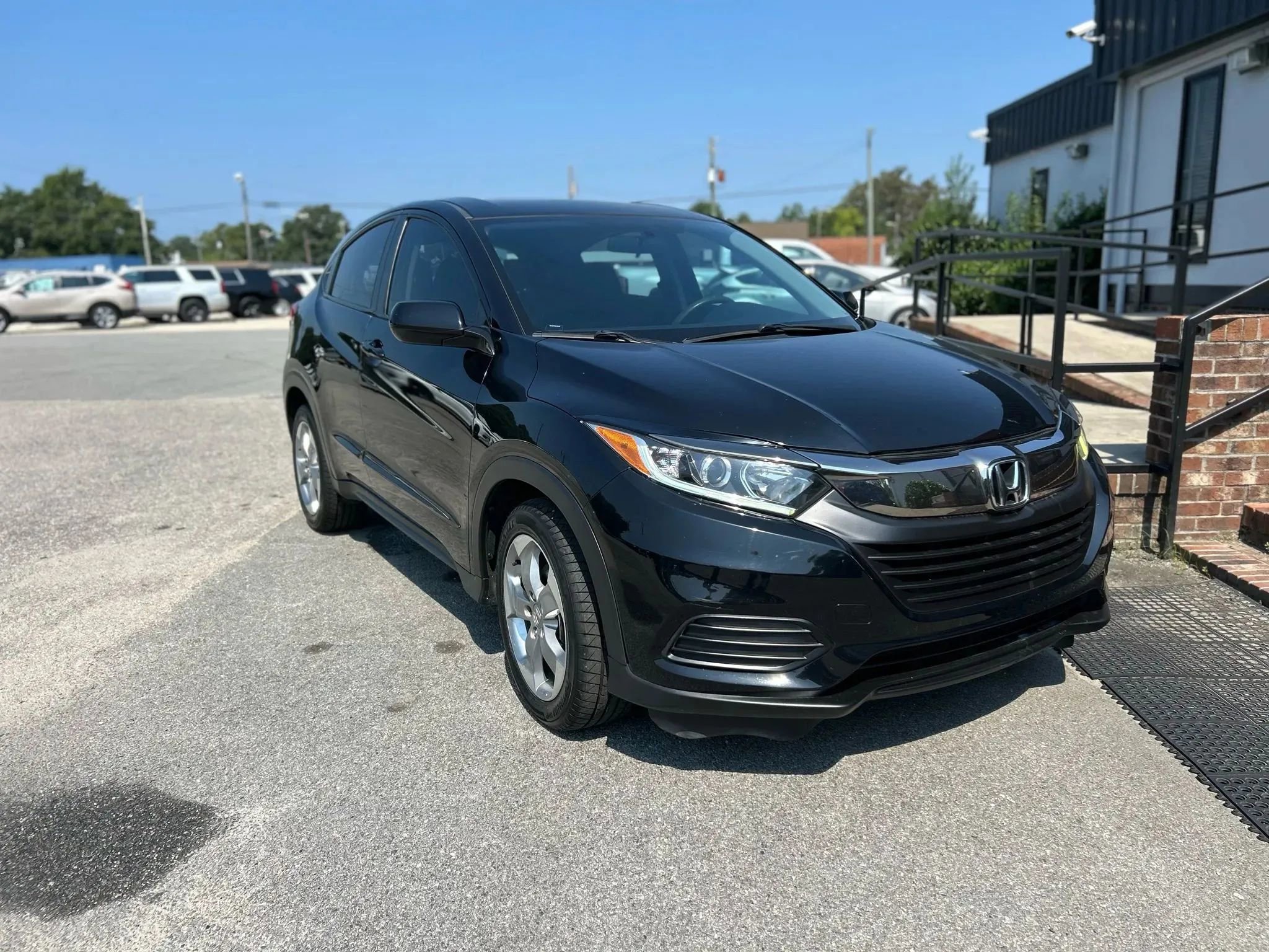 Used 2019 Honda HR-V LX image 5