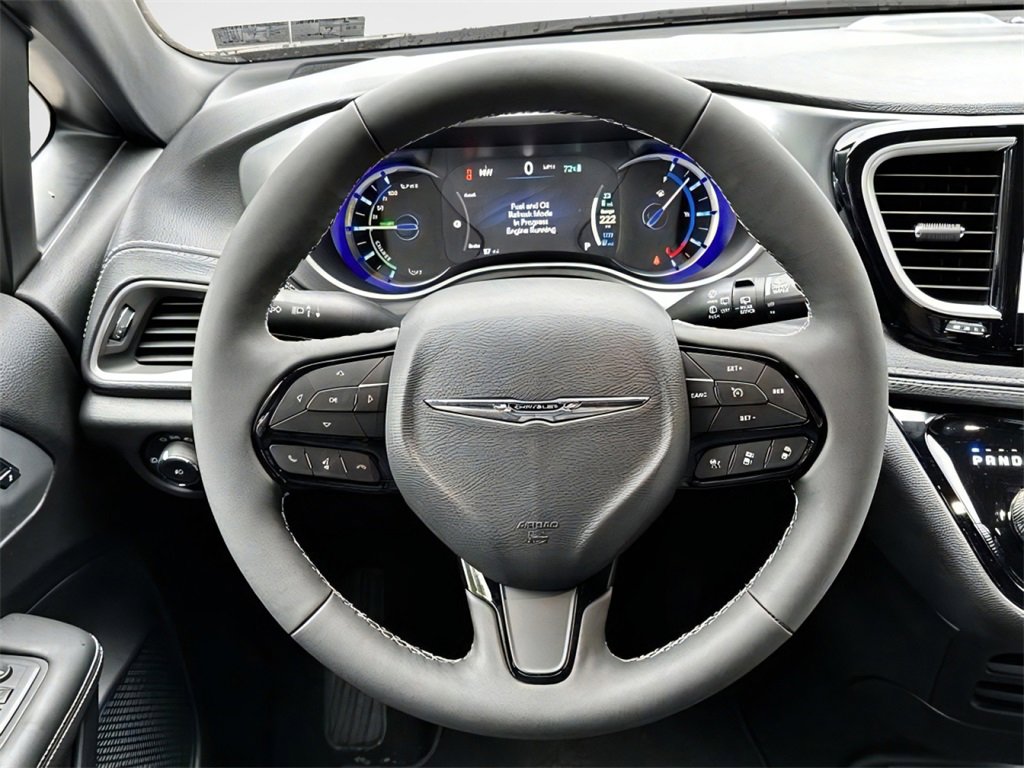 New 2022 Chrysler Pacifica Touring-L w/ S Appearance Package image 8