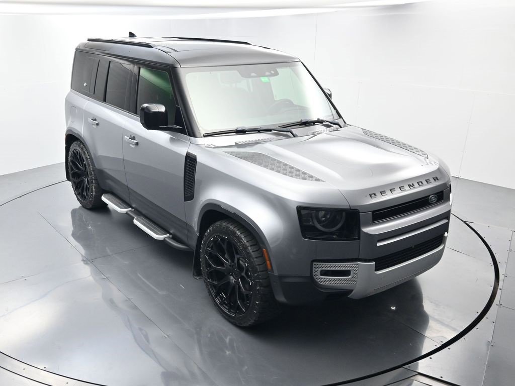 Used 2023 Land Rover Defender 110 S image 39