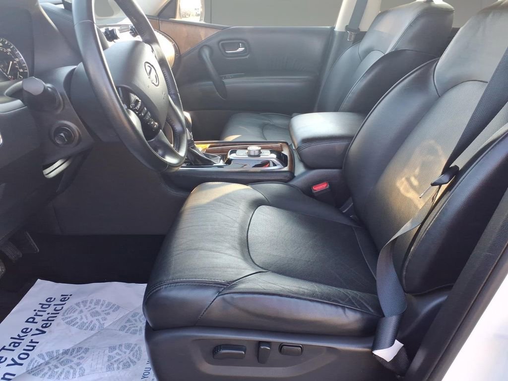 Used 2023 Nissan Armada SL w/ Captain's Chairs Package image 13