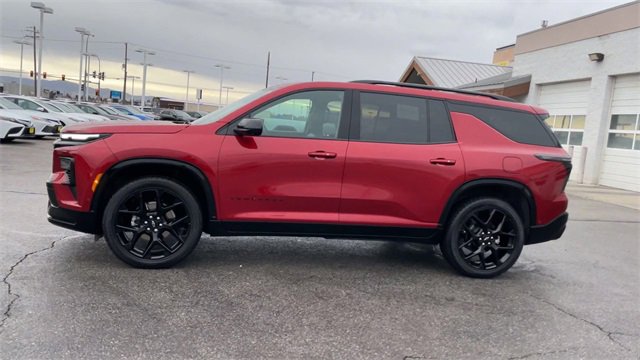 Used 2024 Chevrolet Traverse RS image 6