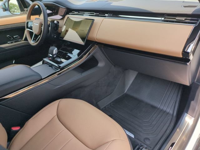 New 2026 Land Rover Range Rover Sport Dynamic SE AWD/4WD image 19