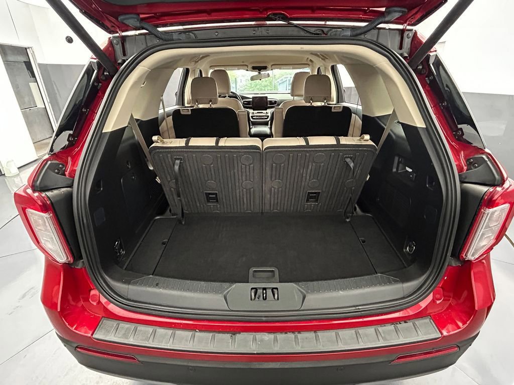 Used 2021 Ford Explorer XLT w/ Equipment Group 202A image 44