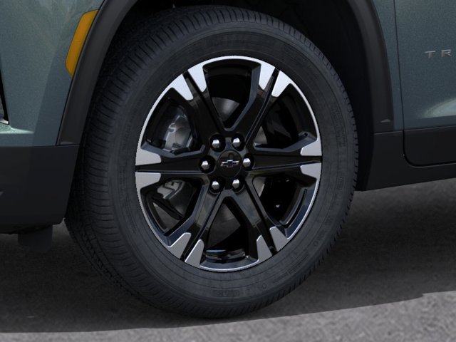 New 2027 Chevrolet Traverse LT w/ Sun and Wheel Package FWD image 9