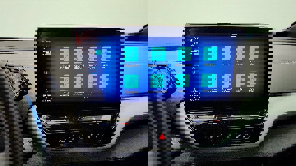 Used 2023 Volkswagen ID.4 Pro S Plus image 18