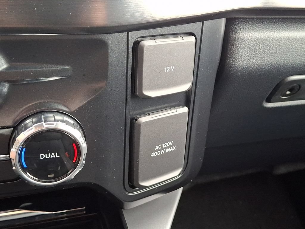 New 2026 Ford F250 Lariat w/ Black Appearance Package AWD/4WD image 17