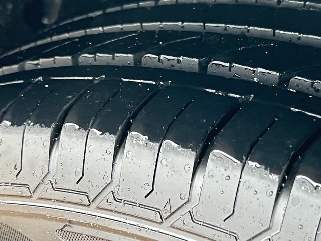 Used 2020 Nissan Rogue SV image 8