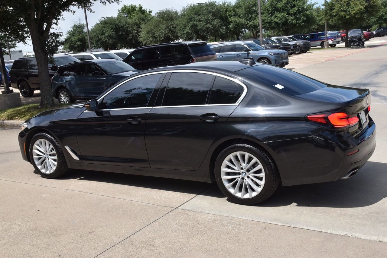 Used 2023 BMW 530i w/ Premium Package RWD image 11