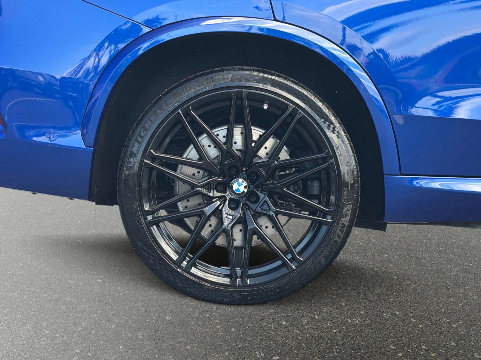 Used 2025 BMW X5 M Competition w/ Executive Package AWD/4WD image 19