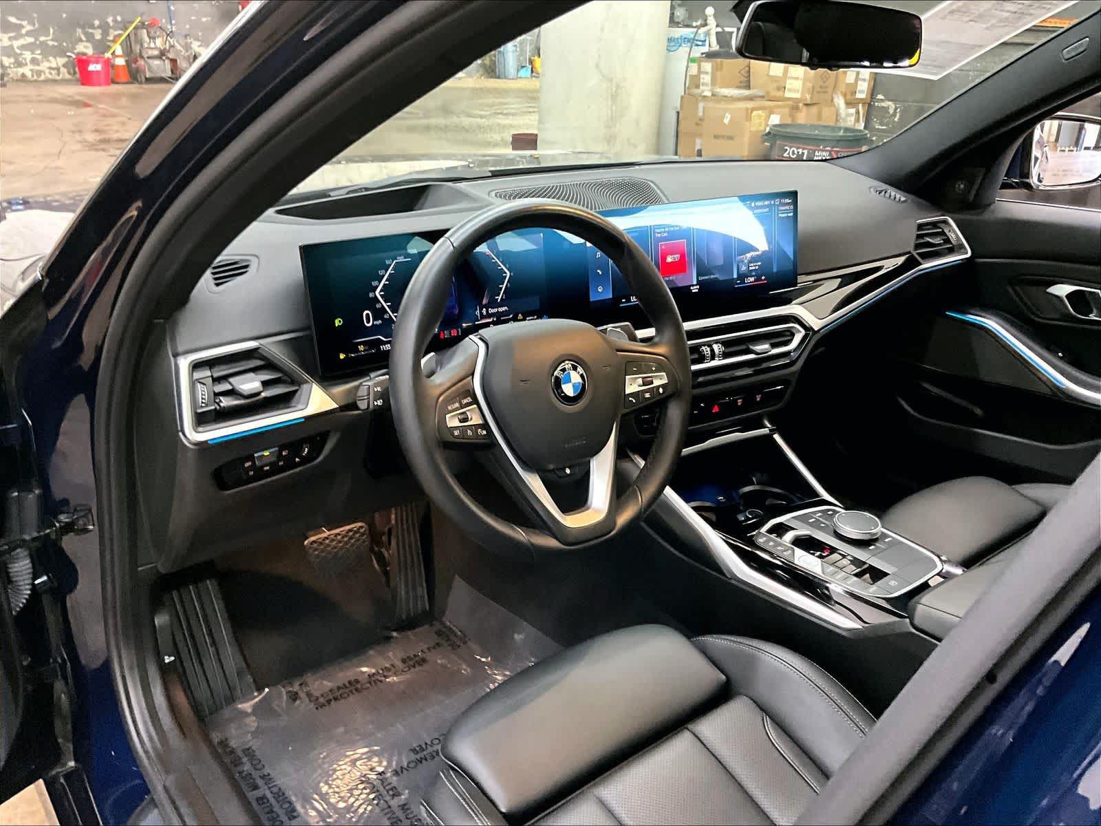 Used 2024 BMW 330i xDrive Sedan w/ Premium Package AWD/4WD image 18