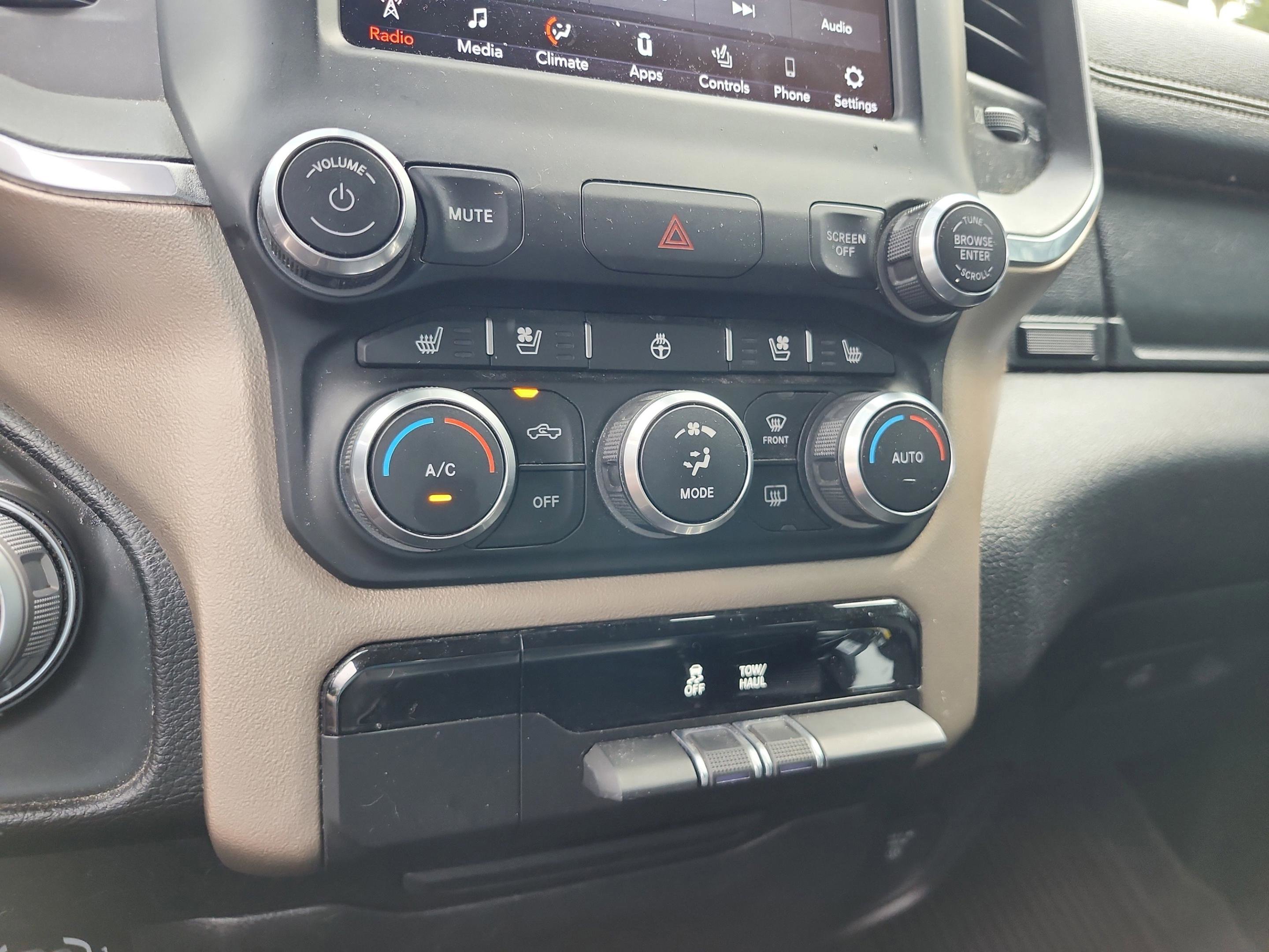 Used 2020 RAM 1500 Laramie image 23