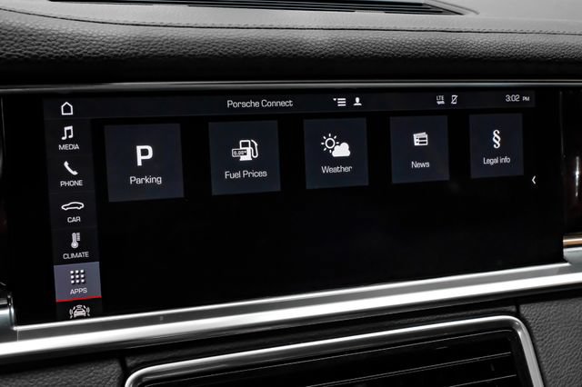 Used 2018 Porsche Panamera 4S AWD/4WD image 31