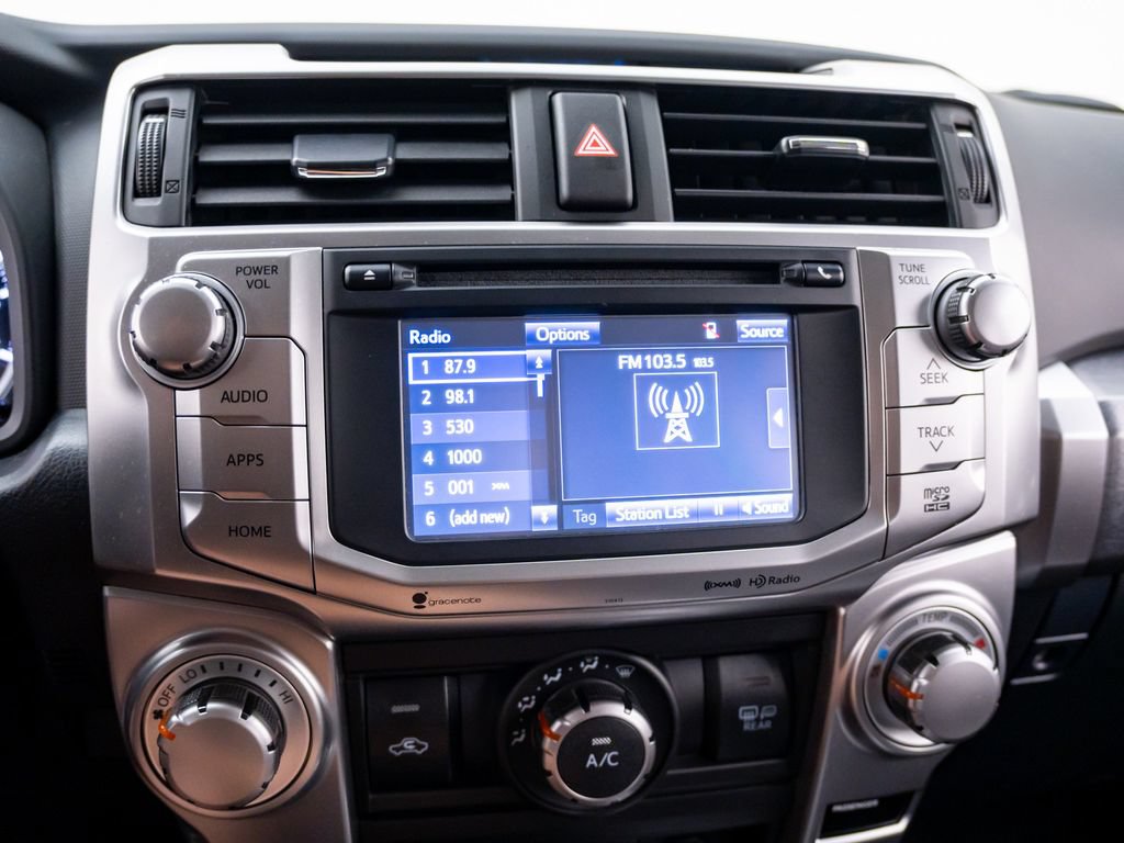 Used 2019 Toyota 4Runner SR5 AWD/4WD image 21