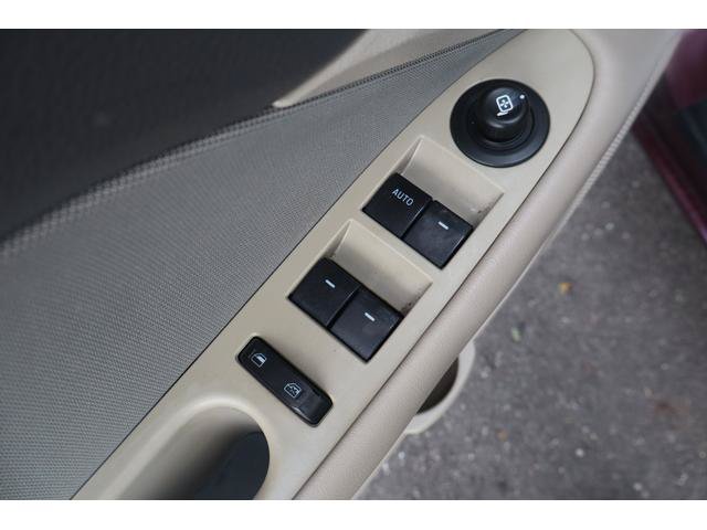 Used 2012 Ford Fusion SE FWD image 11