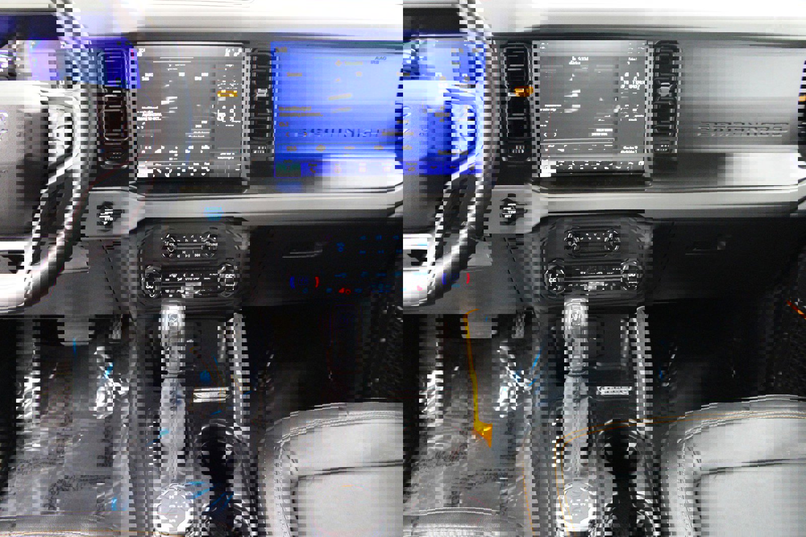 Used 2023 Ford Bronco Badlands image 22