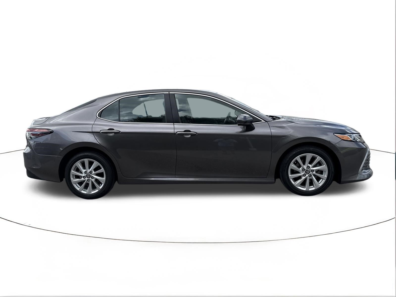 Used 2023 Toyota Camry LE FWD image 2
