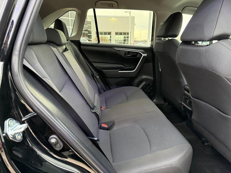 Used 2023 Toyota RAV4 LE image 12