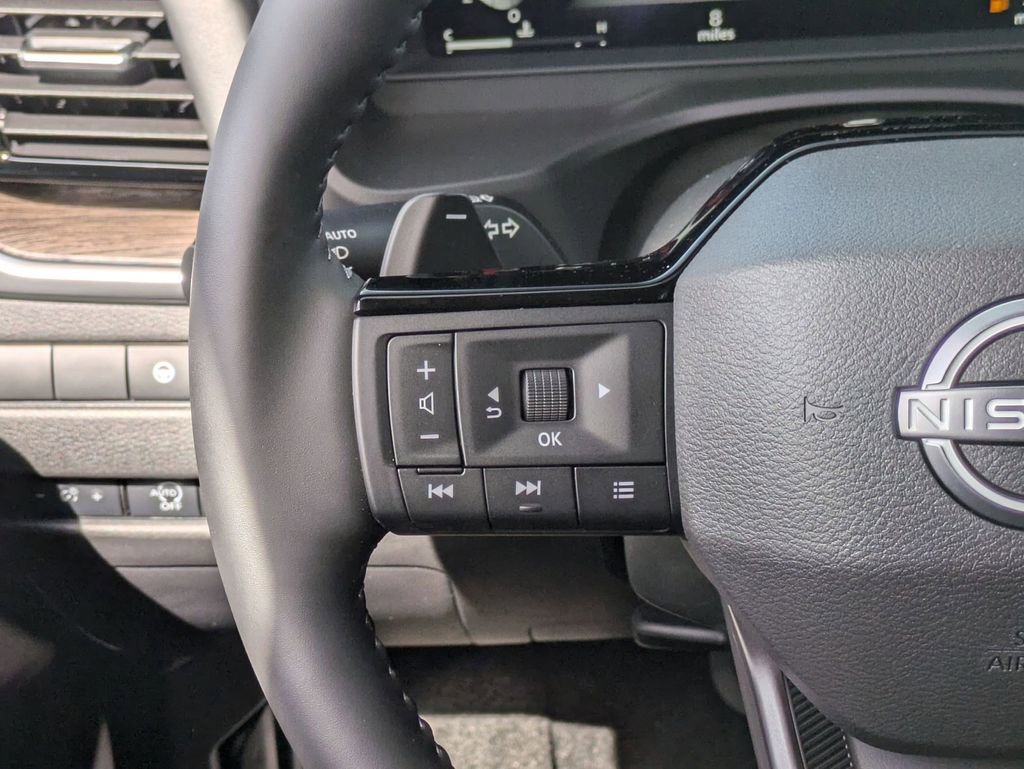 New 2026 Nissan Rogue Platinum w/ Platinum Premium Package image 11