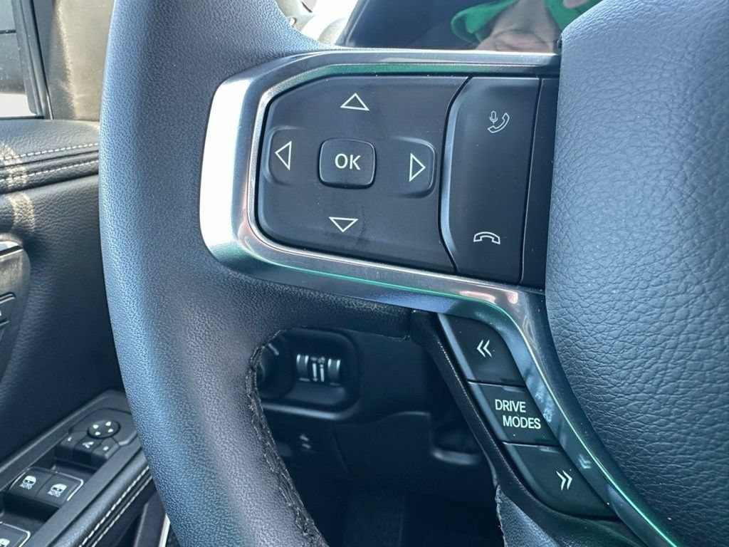 Used 2025 RAM 1500 Laramie AWD/4WD image 28