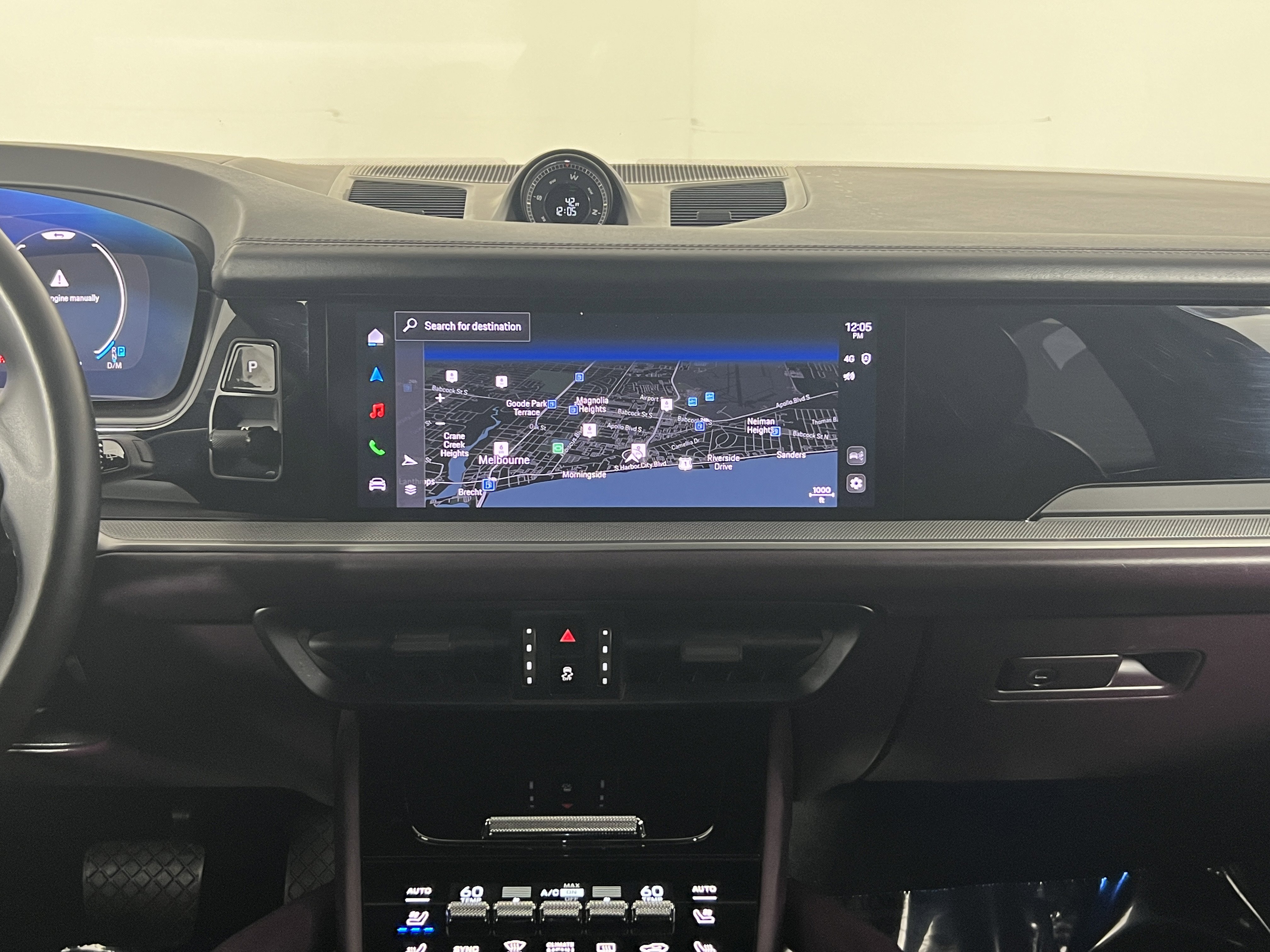 Certified 2025 Porsche Cayenne E-Hybrid AWD/4WD image 19