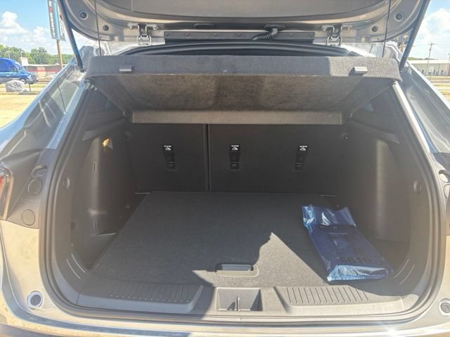 New 2026 Chevrolet Trax RS w/ Sunroof Package FWD image 10