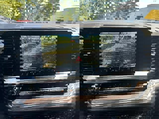 New 2025 GMC Sierra 2500 SLT w/ SLT Premium Package image 14