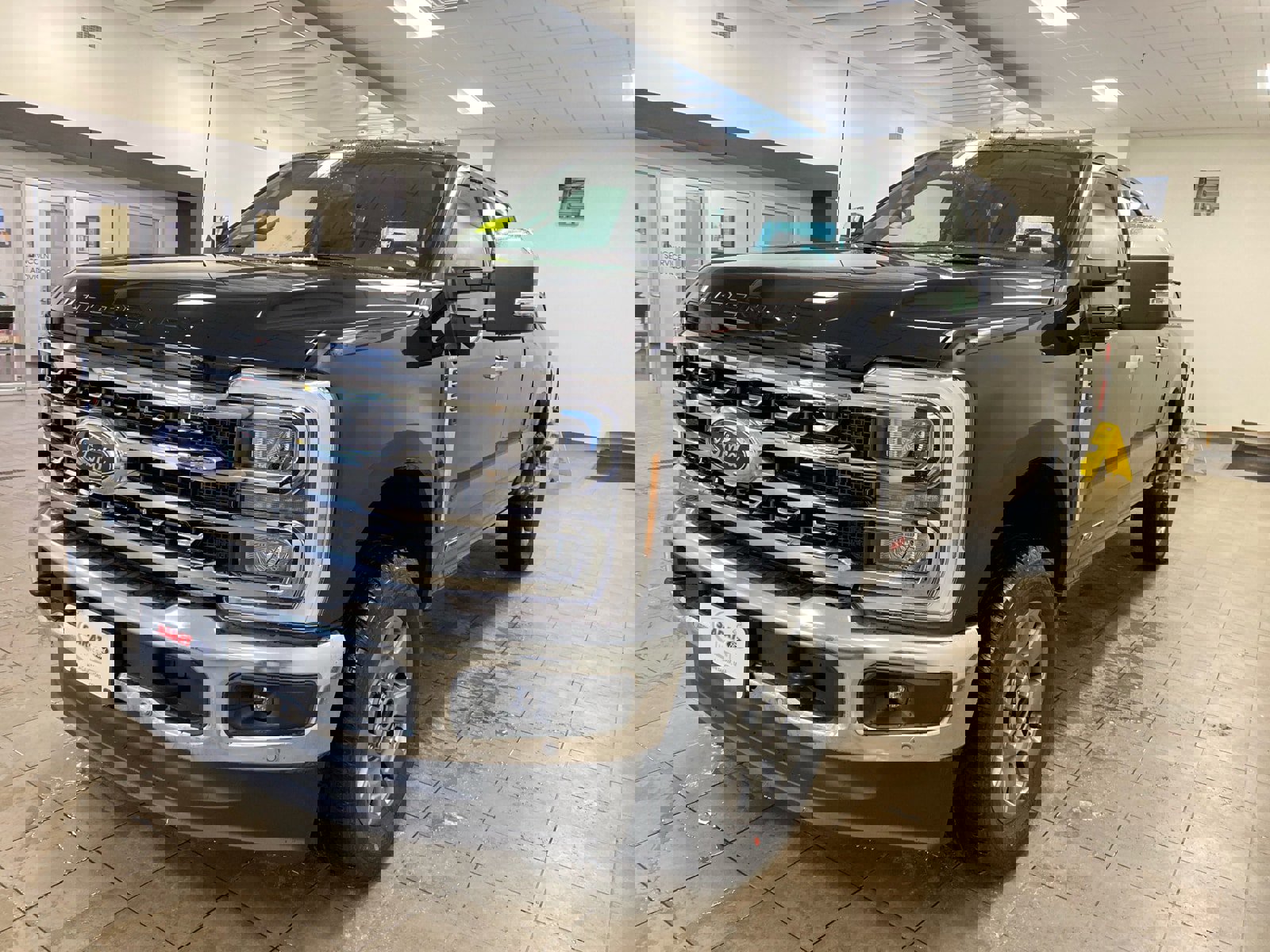 New 2026 Ford F350 Lariat w/ Lariat Ultimate Package image 4