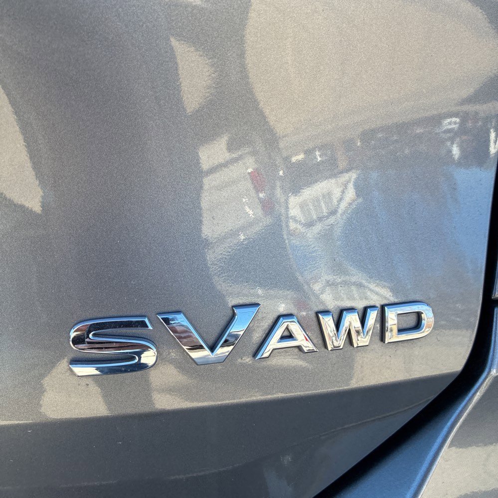 Used 2017 Nissan Rogue SV w/ SV Premium Package image 14