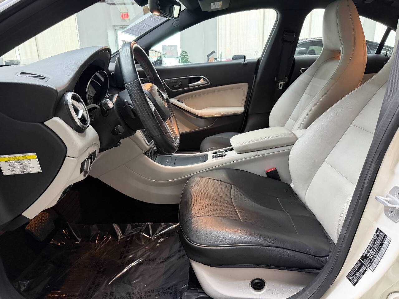 Used 2014 Mercedes-Benz CLA 250 image 11