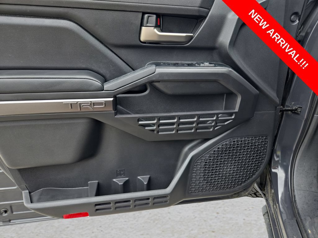 Used 2025 Toyota Tacoma TRD Sport AWD/4WD image 14