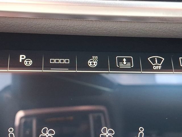 New 2026 Audi A8 L 3.0T AWD/4WD image 18