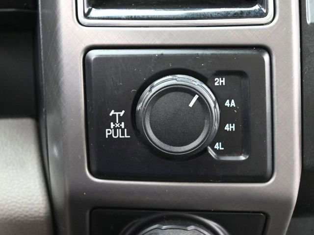Used 2019 Ford F150 Limited w/ Trailer Tow Package image 27