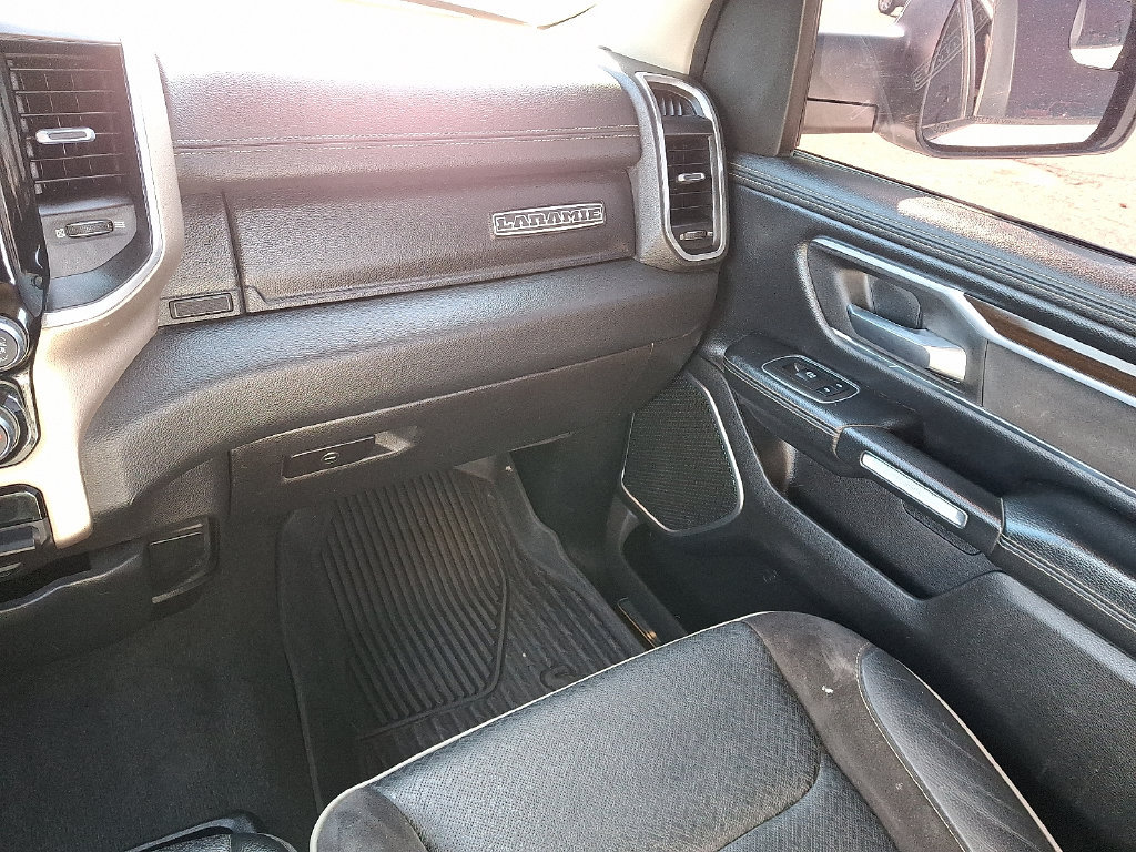 Used 2022 RAM 1500 Laramie AWD/4WD image 17