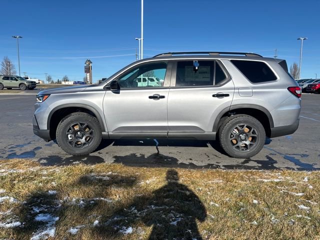 New 2025 Honda Pilot TrailSport image 6