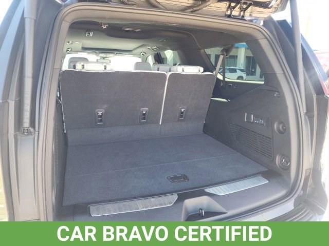 Used 2025 Chevrolet Suburban Premier w/ Sun And Tow Package AWD/4WD image 26