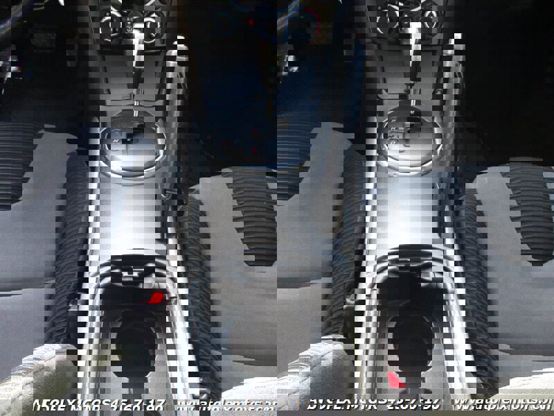 Used 2006 MAZDA RX-8 w/ Touring Pkg image 19