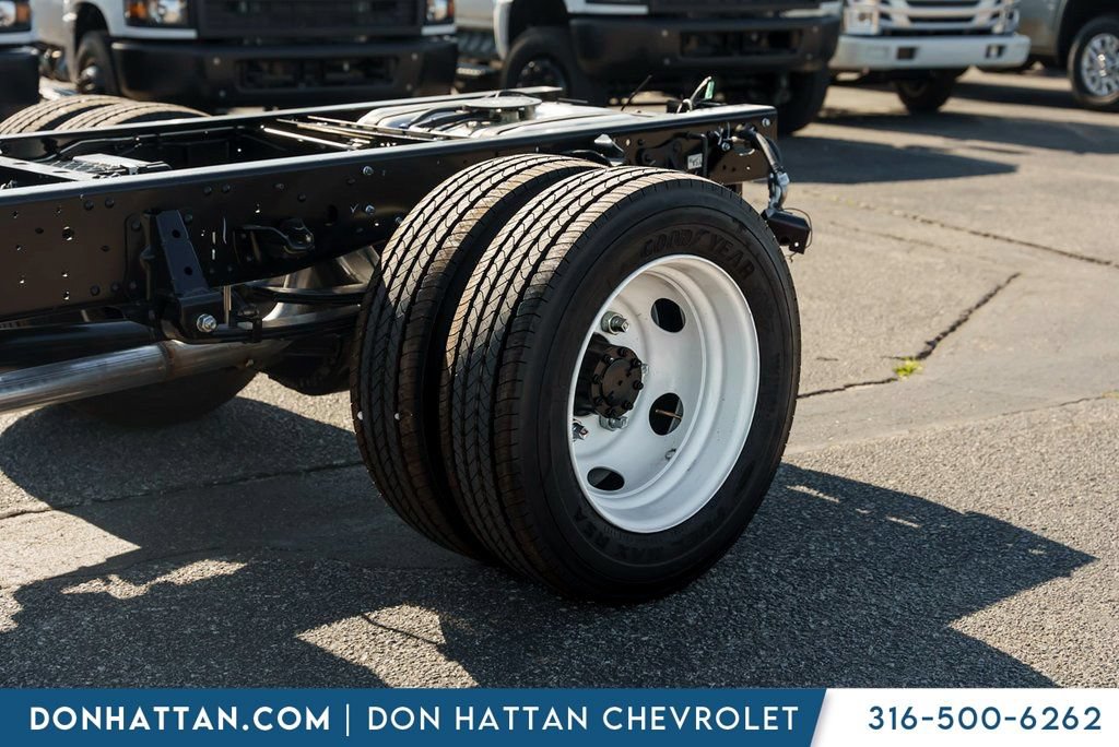 New 2025 Chevrolet Low Cab Forward RWD image 25