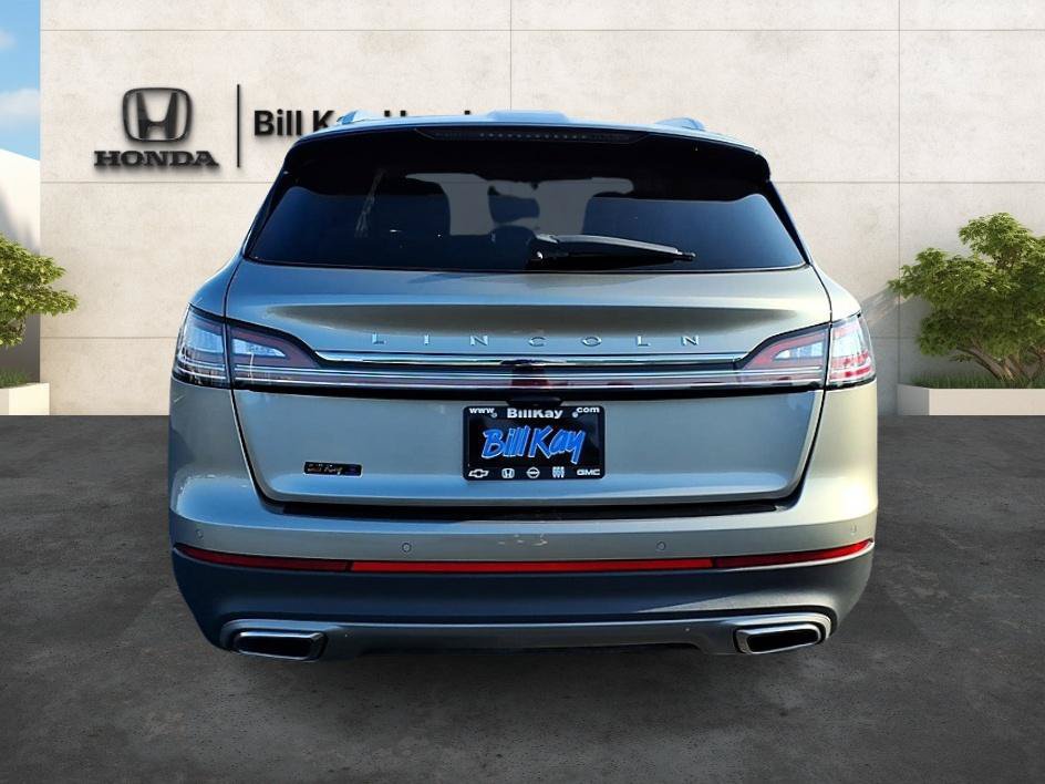 Used 2023 Lincoln Nautilus Reserve AWD/4WD image 4