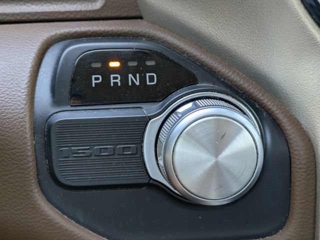 Certified 2019 RAM 1500 Laramie RWD image 23