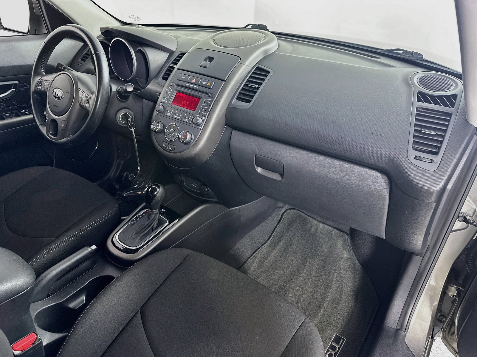 Used 2013 Kia Soul + w/ Eco Pkg FWD image 25