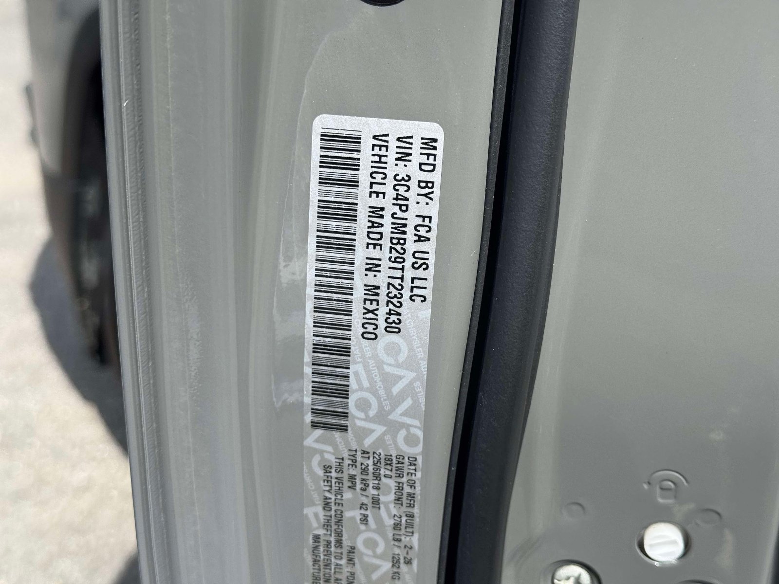 Used 2026 Jeep Cherokee Limited AWD/4WD image 31