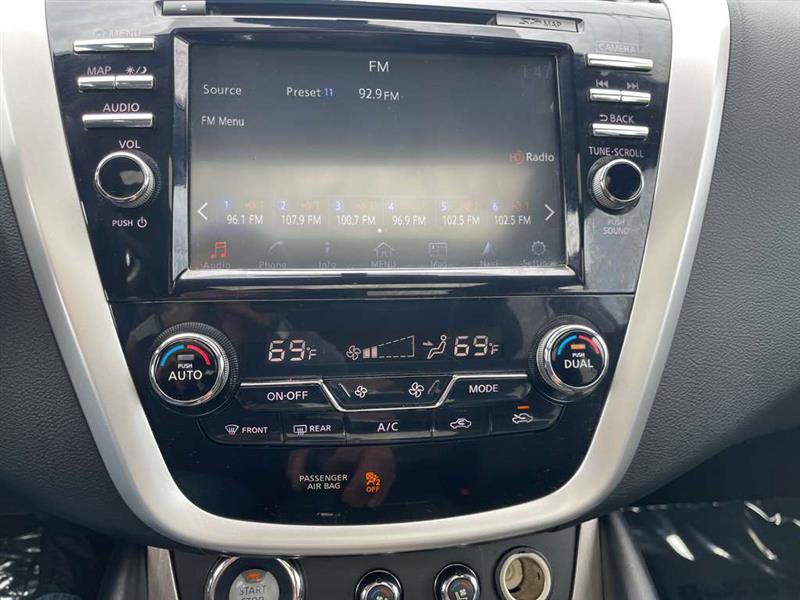 Used 2015 Nissan Murano Platinum w/ Platinum Technology Package AWD/4WD image 25