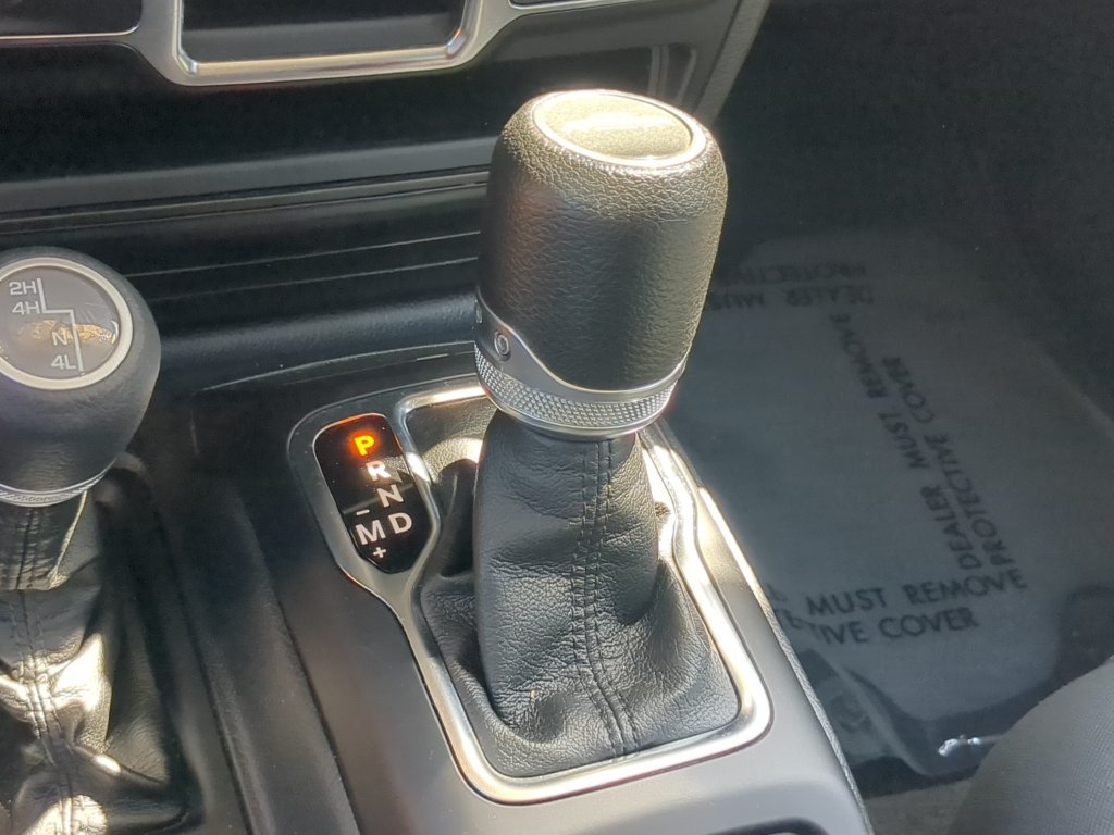 Used 2022 Jeep Gladiator Sport AWD/4WD image 25