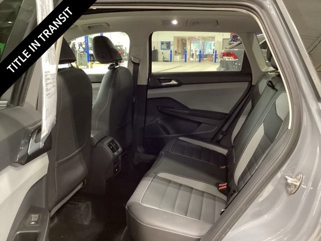 Certified 2024 Volkswagen Taos SEL AWD/4WD image 12
