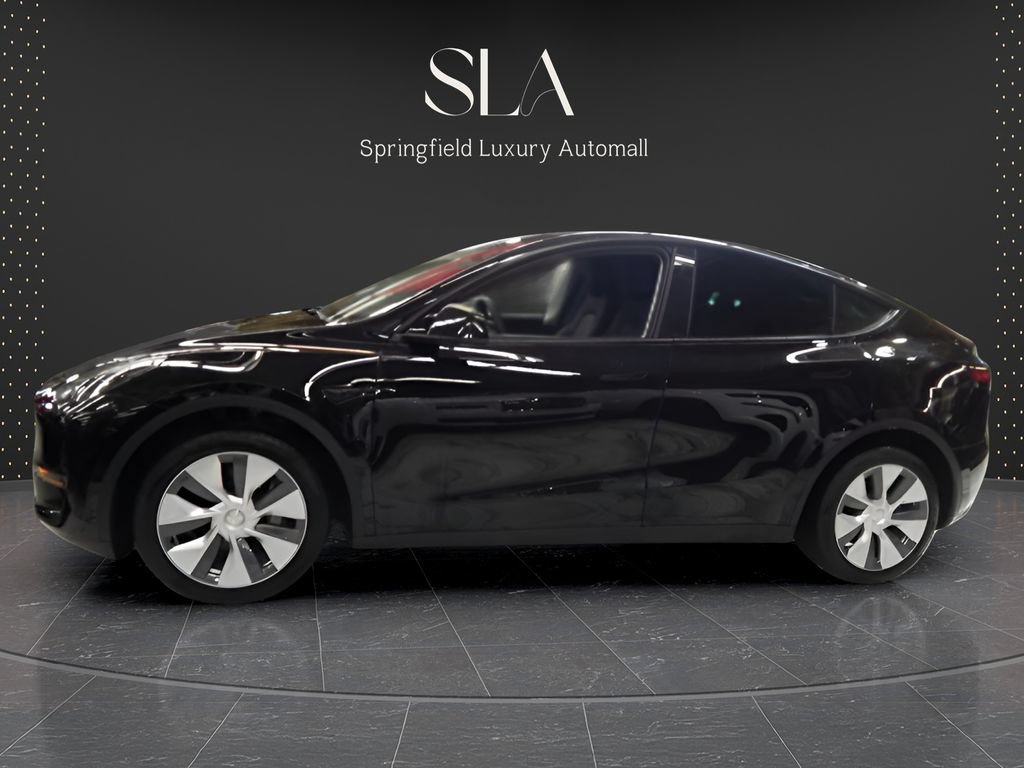 Used 2024 Tesla Model Y Long Range AWD/4WD image 5