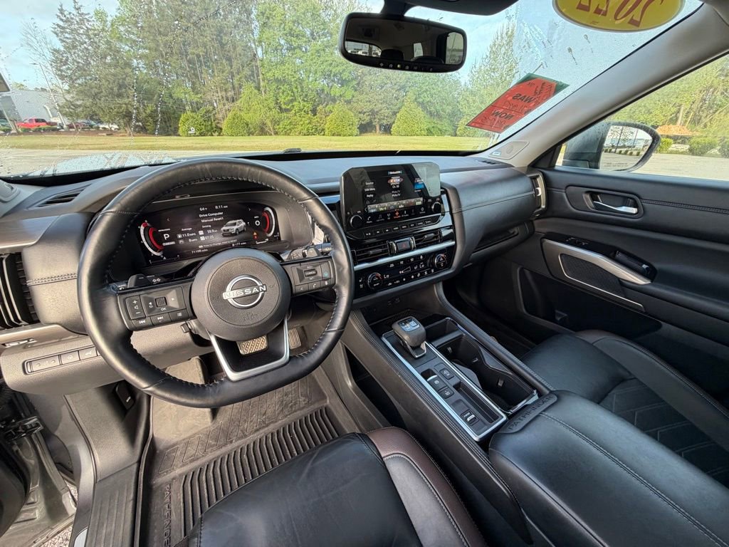 Certified 2022 Nissan Pathfinder Platinum w/ Cargo Package image 20