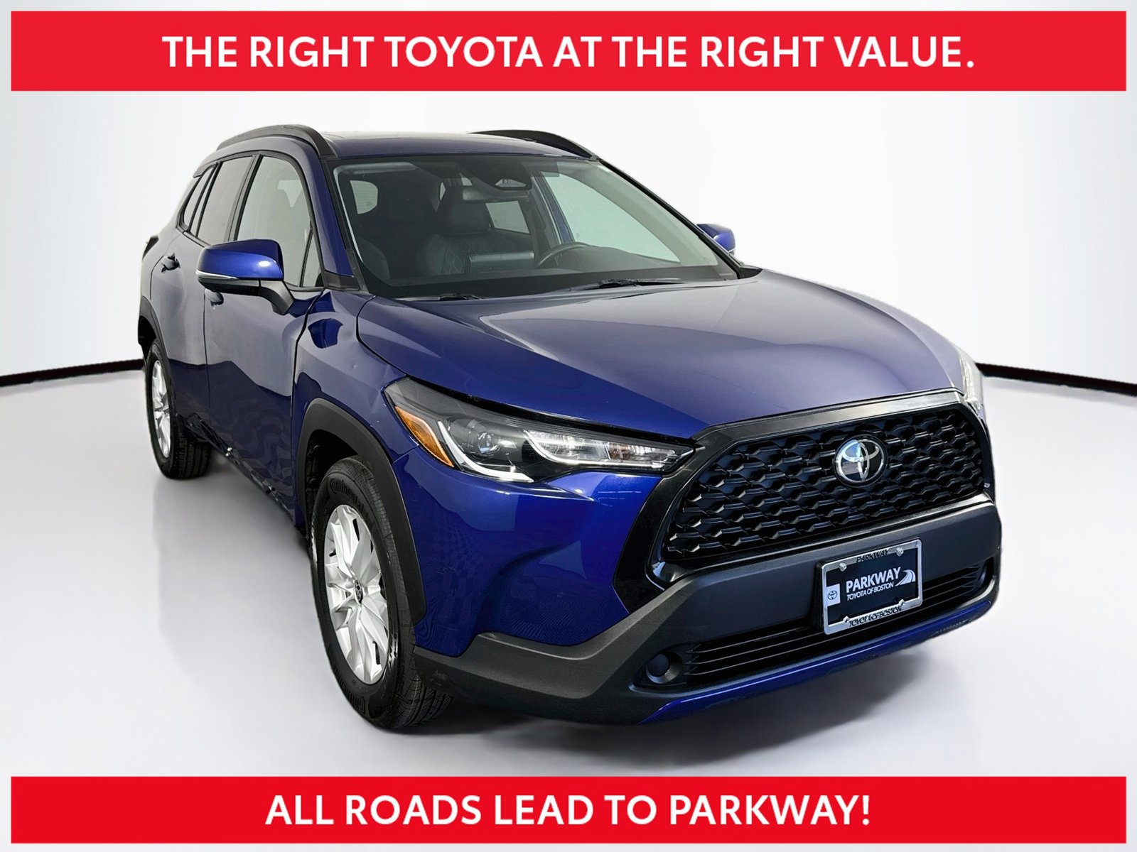 Used 2024 Toyota Corolla Cross LE w/ Moonroof Package AWD/4WD image 1