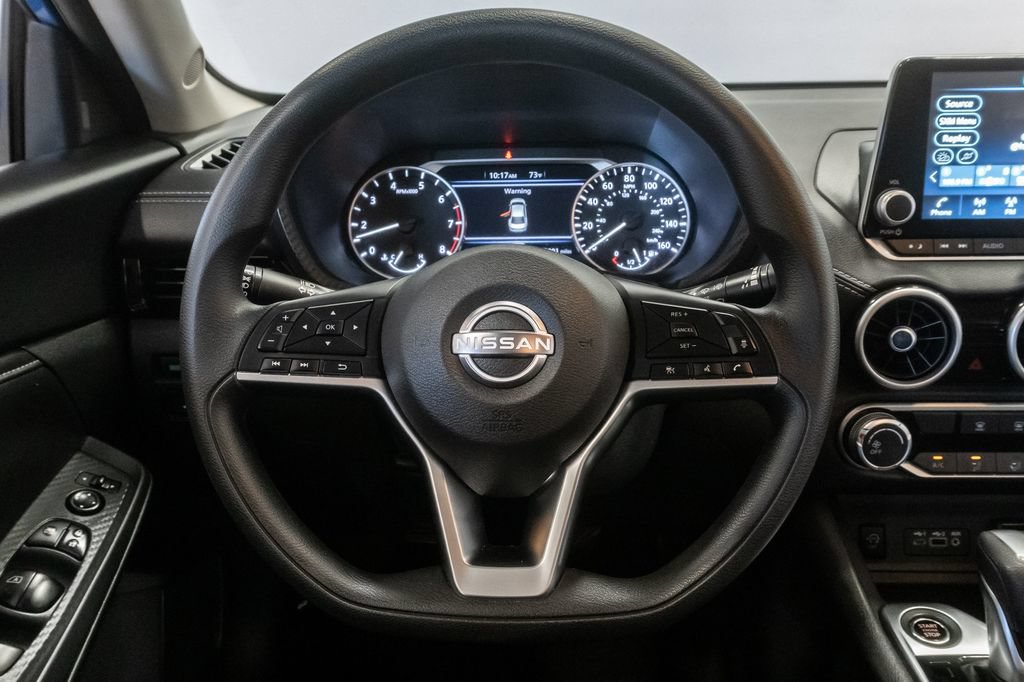 Used 2025 Nissan Sentra SV FWD image 11